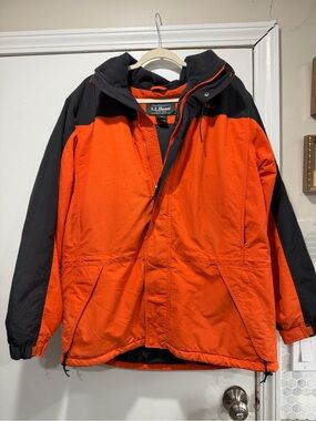 LL BEAN 3M Thinsulate Orange and Black Insulated Puffer Jacket